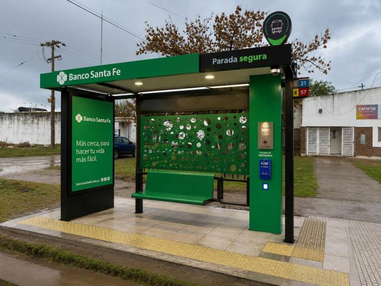 Seguridad, tecnología y transporte: impulsan un sistema de Paradas Seguras financiado por el sector privado