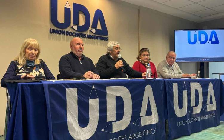 El Congreso Nacional de UDA declaró el estado de alerta y movilización