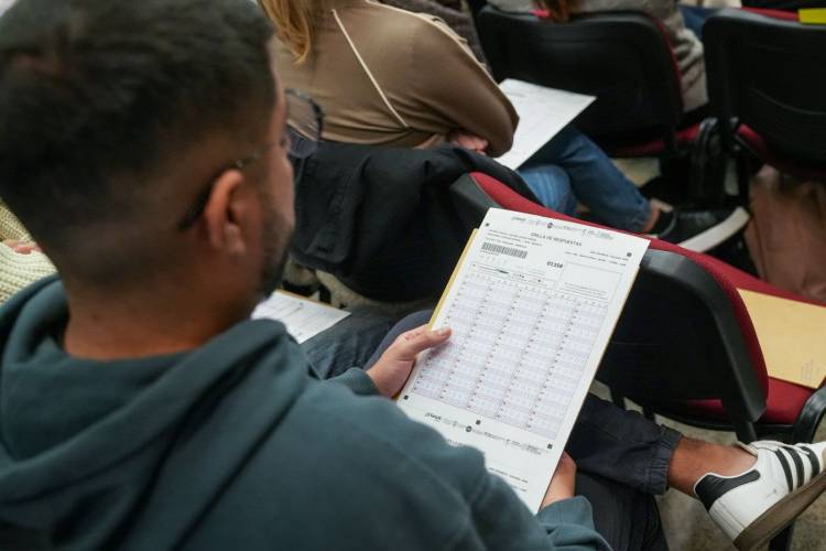 Desde la organización, que reunió a distintas instituciones, se destacó el desarrollo del examen que contó con récord de inscriptos.