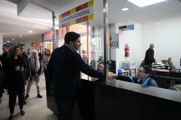 Pullaro inauguró las obras de readecuación tecnológica y edilicia del Hospital de Niños Zona Norte de Rosario