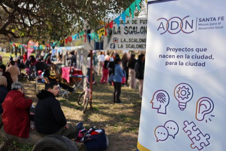 El Concejo acompañó la primera kermés barrial organizada por los vecinos del distrito Norte