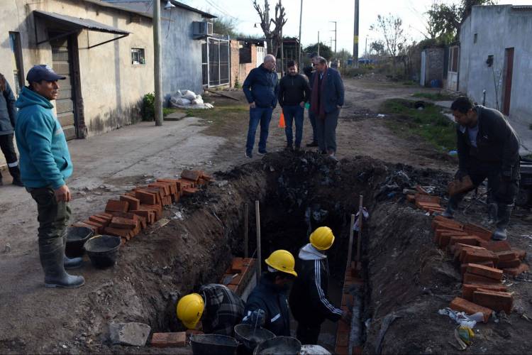 Avanzan las obras de reacondicionamiento del desagüe Perú para evitar anegamientos en Barranquitas