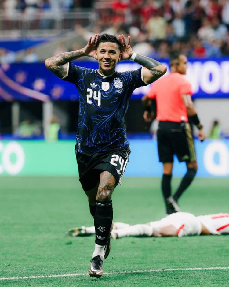 El golazo de Enzo Fernández para empatar el partido ante Inglaterra