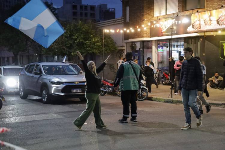 La Municipalidad recolectó más de 3.800 kilos de residuos tras los festejos por el triunfo de la Selección Argentina