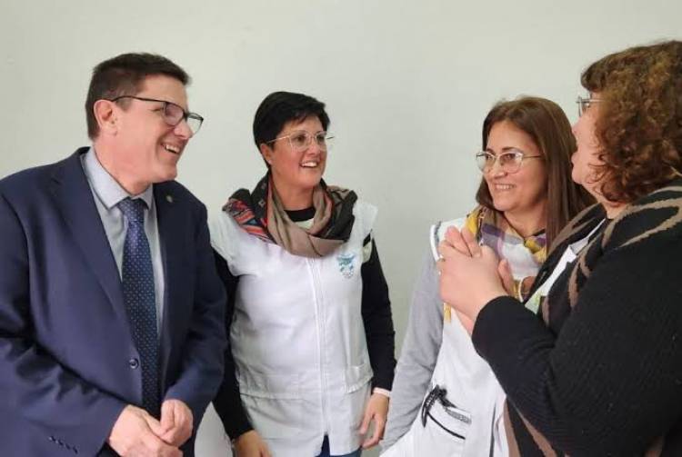 Asistencia Perfecta: con incremento del 15 %, más de 63 mil docentes, directivos, secretarios, preceptores y asistentes escolares cobran mañana el incentivo mensual de junio