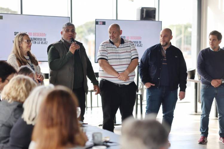 Con un recorrido en el bus turístico y capacitaciones, el Concejo Mayor tuvo su segundo encuentro