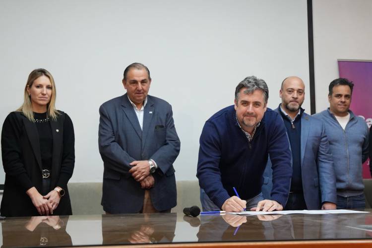 Provincia puso en marcha la construcción de la tercera Estación Policial en la ciudad de Santa Fe