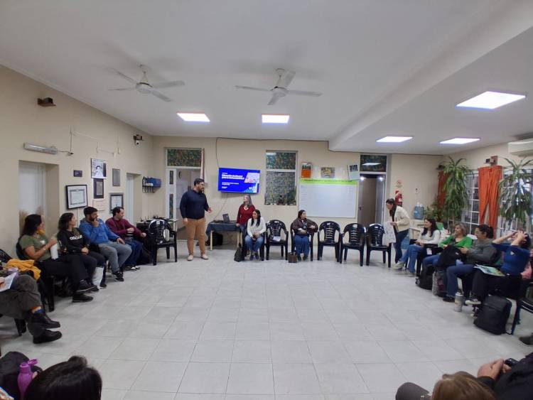 Educación Ambiental: docentes participaron del primer encuentro presencial de la capacitación