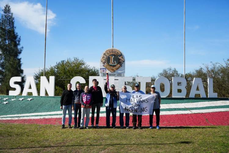 La Antorcha Suramericana llegó a San Cristóbal y cuatro deportistas llevaron el Fuego de los Juegos