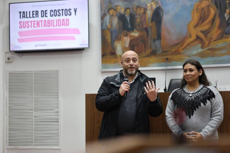 Emprendedores de la ciudad se capacitaron en el Concejo   