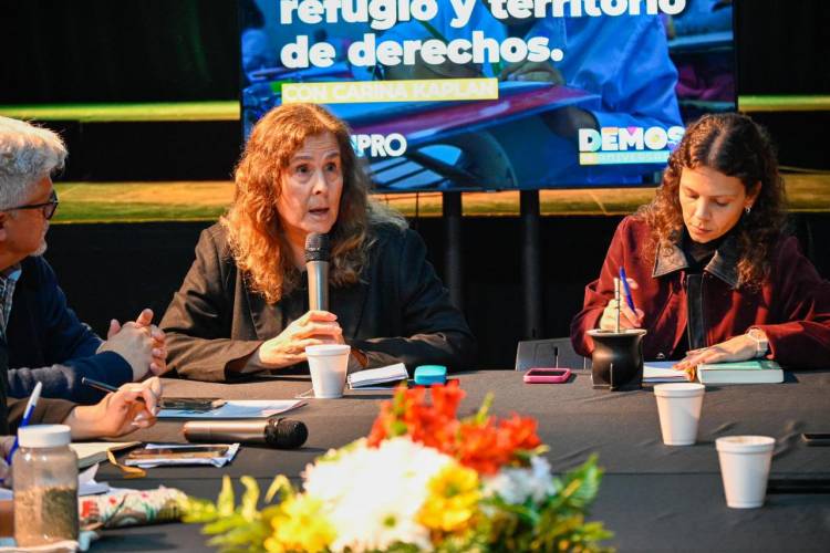 Carina Kaplan en Santa Fe: “La escuela es un lugar central para resistir en estos tiempos de tanta crueldad”