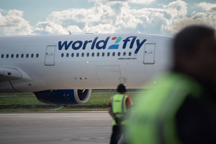 Con el vuelo Rosario-Madrid la provincia recuperó la conexión aérea directa con Europa: “Hoy llegamos al mundo de manera ágil, rápida y económica”, afirmó Pullaro