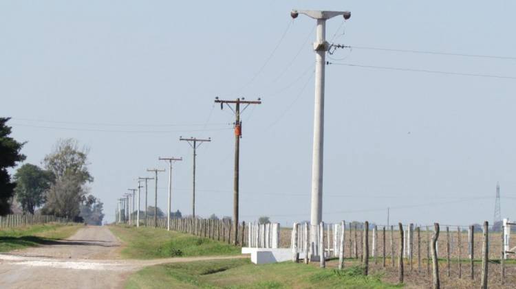 Borla anunció importante infraestructura eléctrica en una zona rural de San Justo