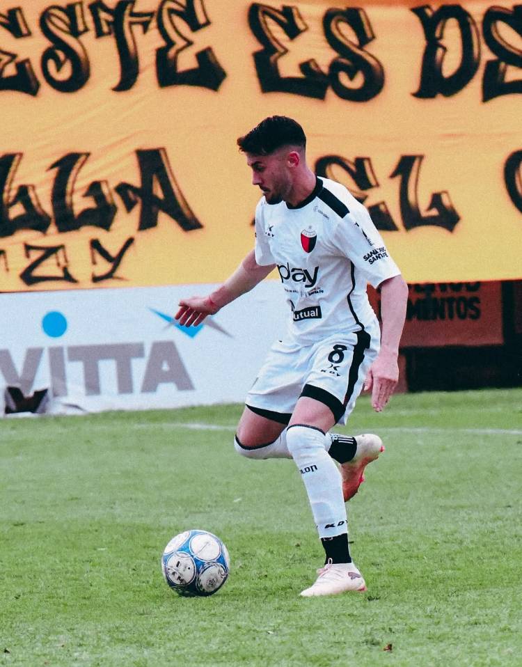 Colón no encontró el gol ante Mitre y dejó escapar la chance para escalar