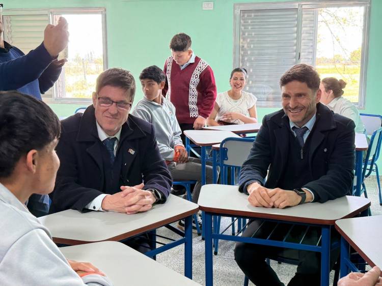 Programa Mil Aulas: 730 aulas en los 19 departamentos, con una inversión provincial de más de $43.114 millones